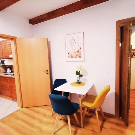 Apartmánový Dom Fatrapark 1- Ap 318, Ap 306 Mezonet Appartamento Ruzomberok