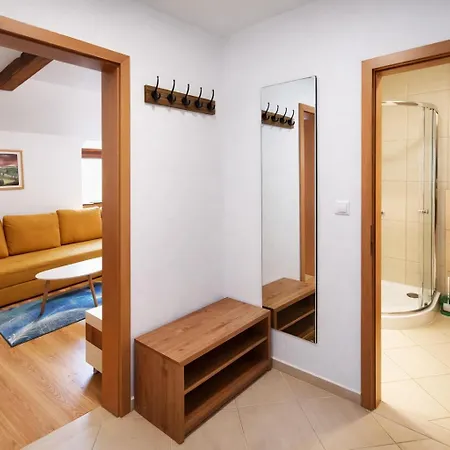 Apartmanovy Dom Fatrapark - Ap 318, Ap 306 Mezonet 아파트 *