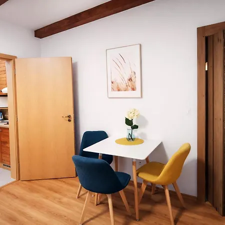아파트 Apartmanovy Dom Fatrapark - Ap 318, Ap 306 Mezonet *